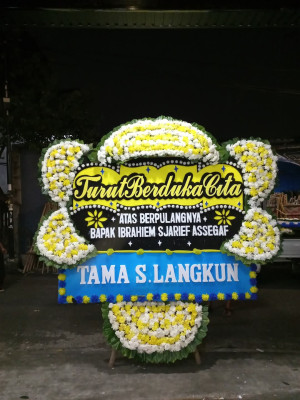 Papan Bunga Duka di Ternate Barat