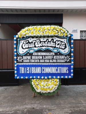 Papan Bunga Duka di Ternate Barat